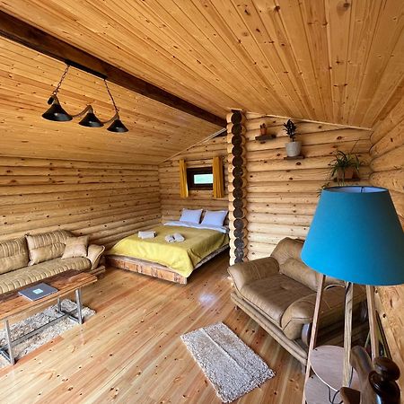 Alone Cottage Kazbegi 外观 照片
