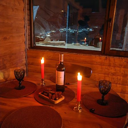 Alone Cottage Kazbegi 客房 照片