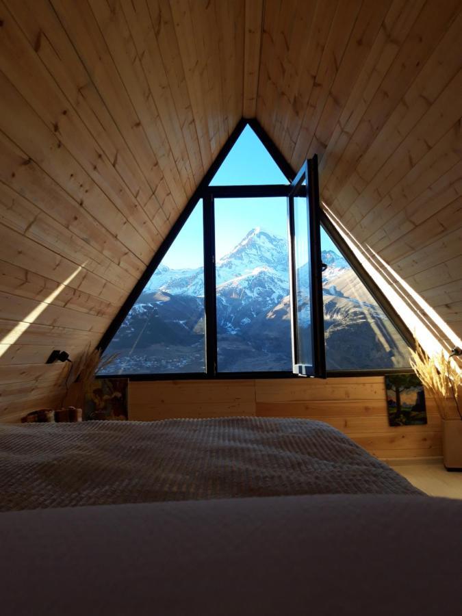 Alone Cottage Kazbegi 外观 照片