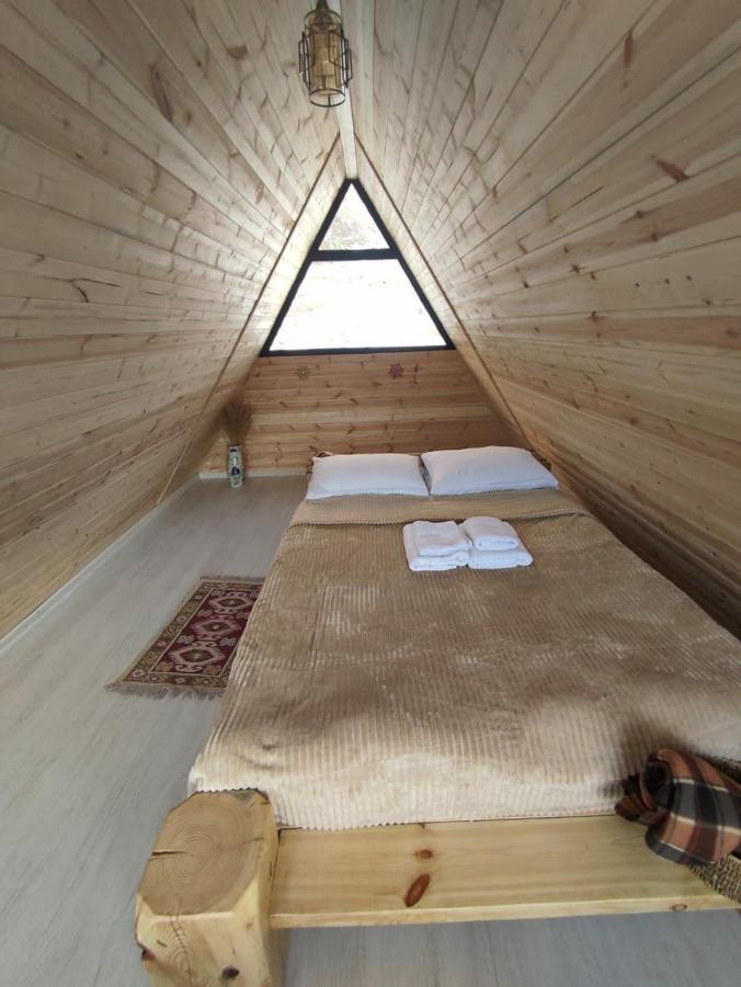 Alone Cottage Kazbegi 外观 照片