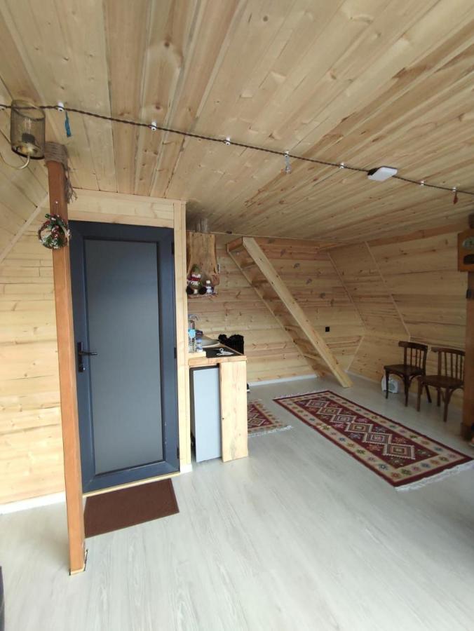 Alone Cottage Kazbegi 外观 照片