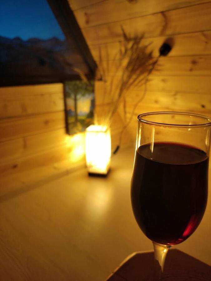 Alone Cottage Kazbegi 外观 照片