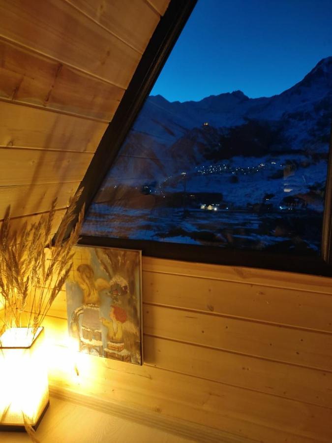 Alone Cottage Kazbegi 外观 照片