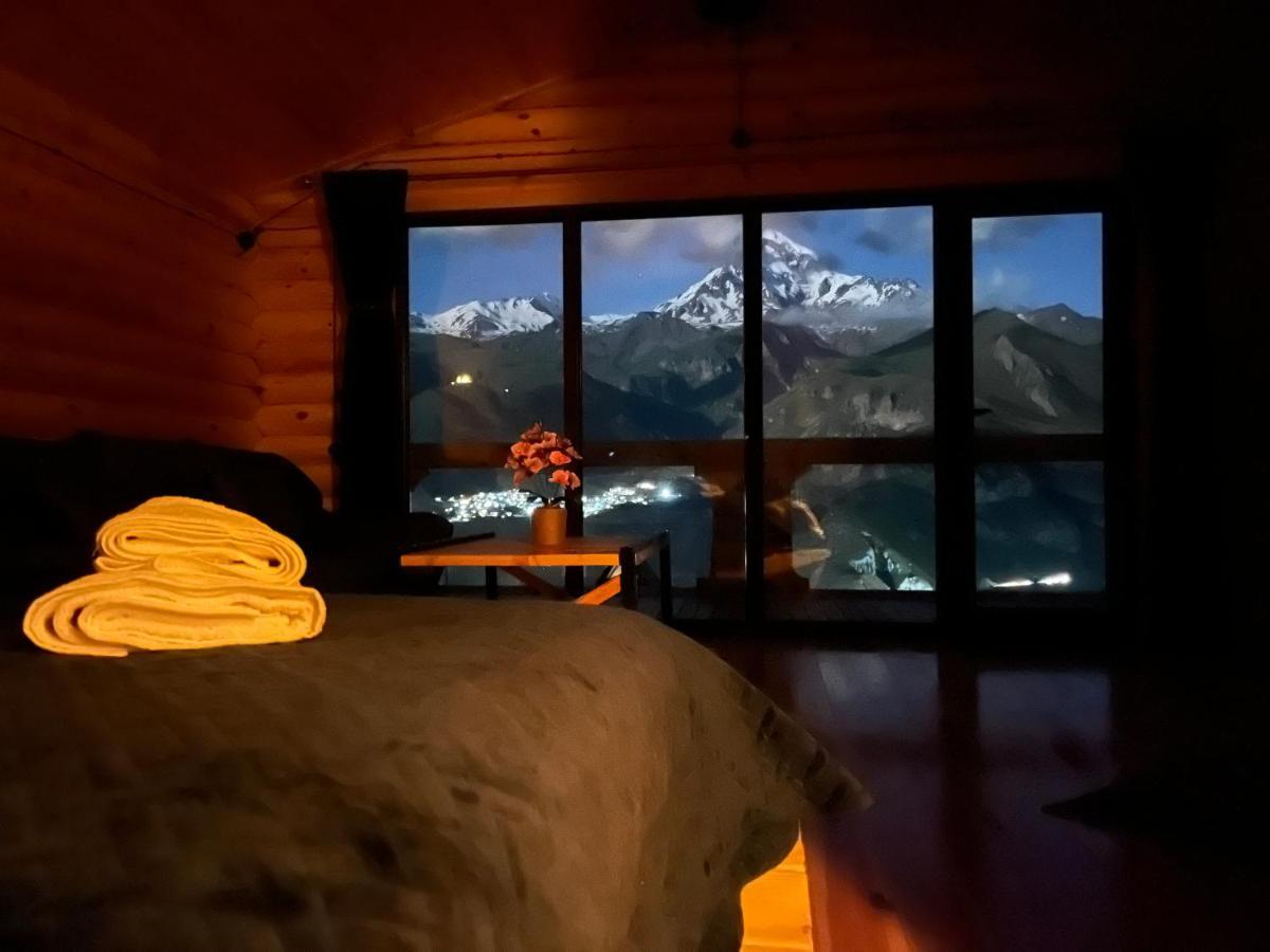 Alone Cottage Kazbegi 外观 照片