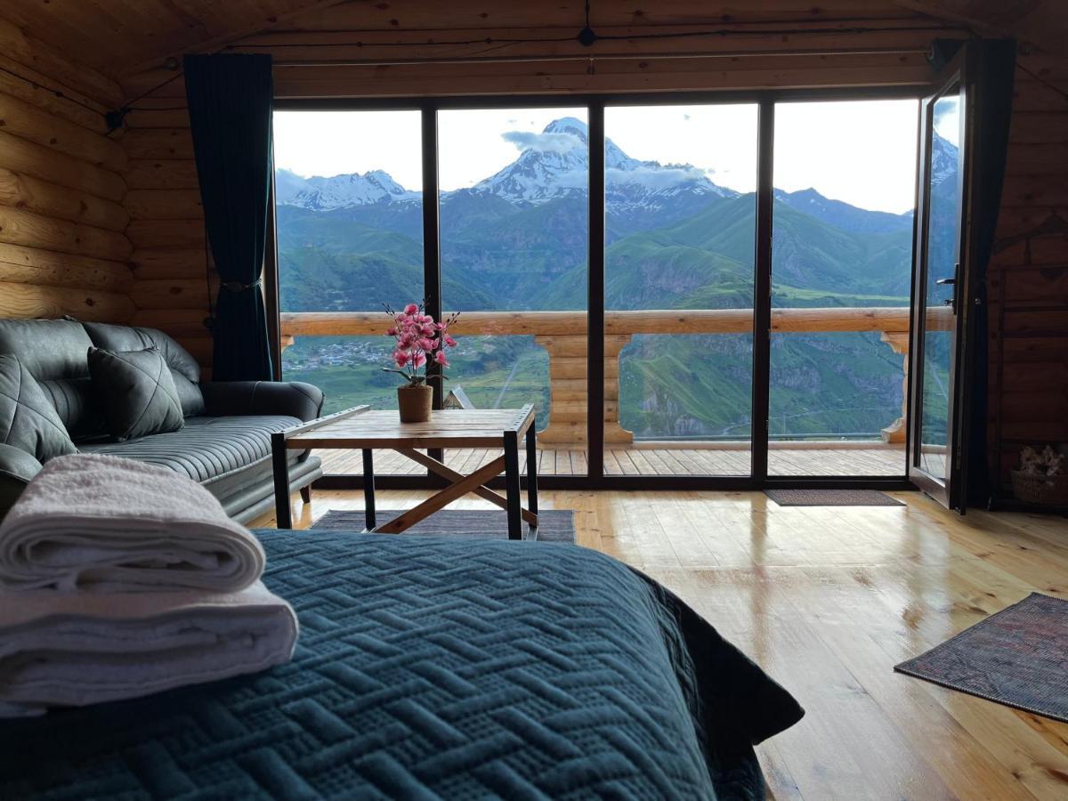 Alone Cottage Kazbegi 外观 照片