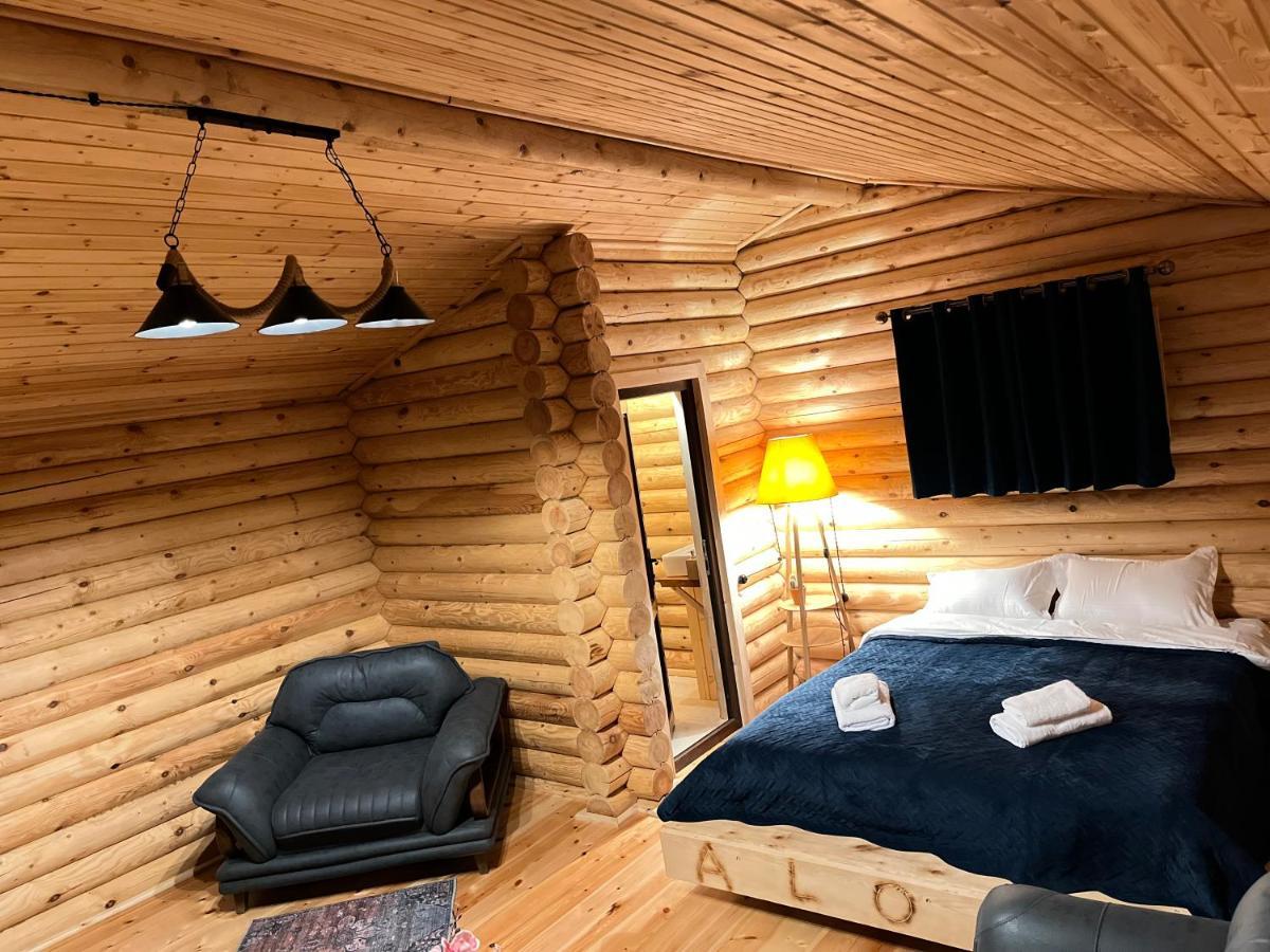 Alone Cottage Kazbegi 外观 照片