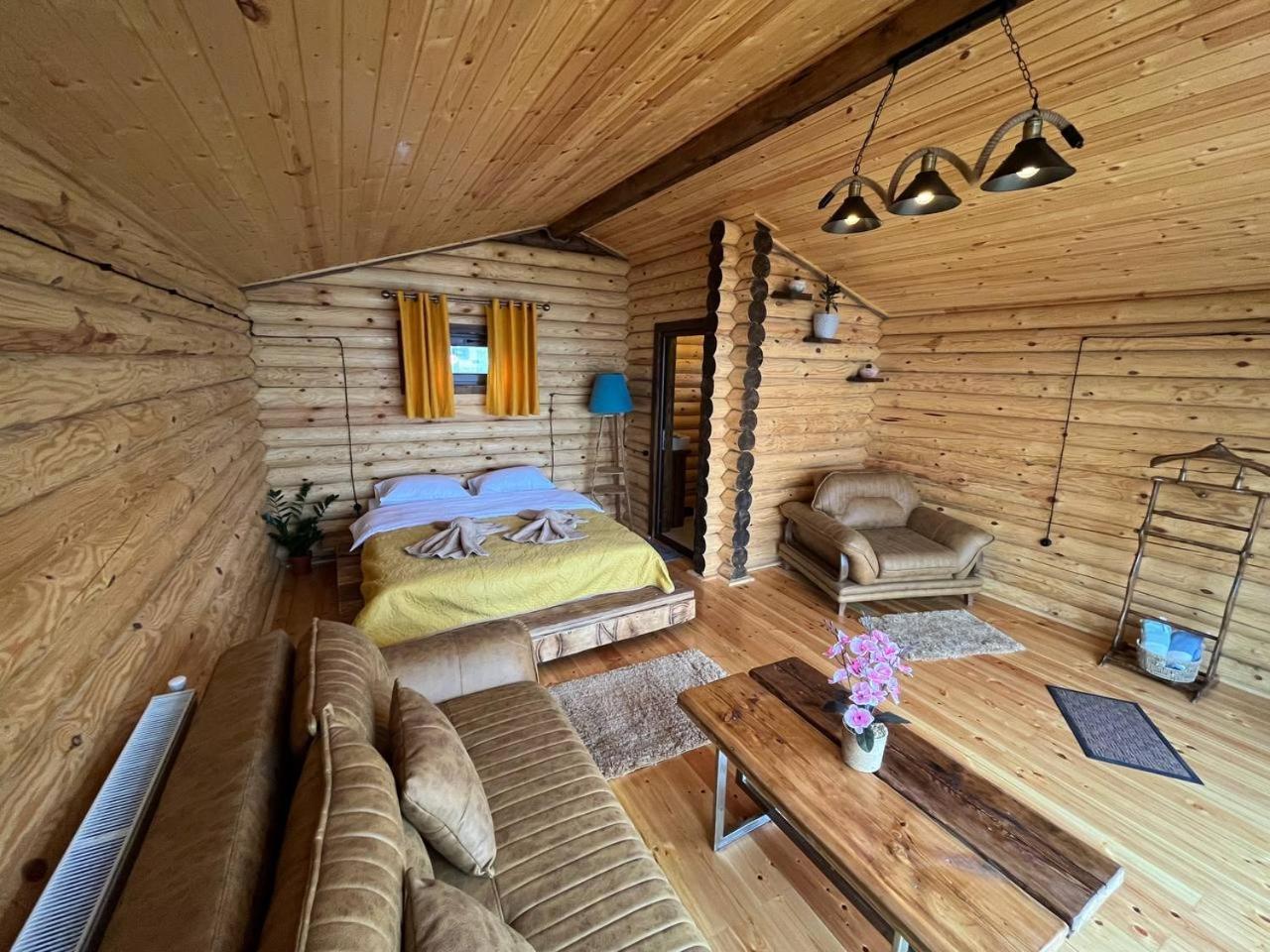 Alone Cottage Kazbegi 外观 照片