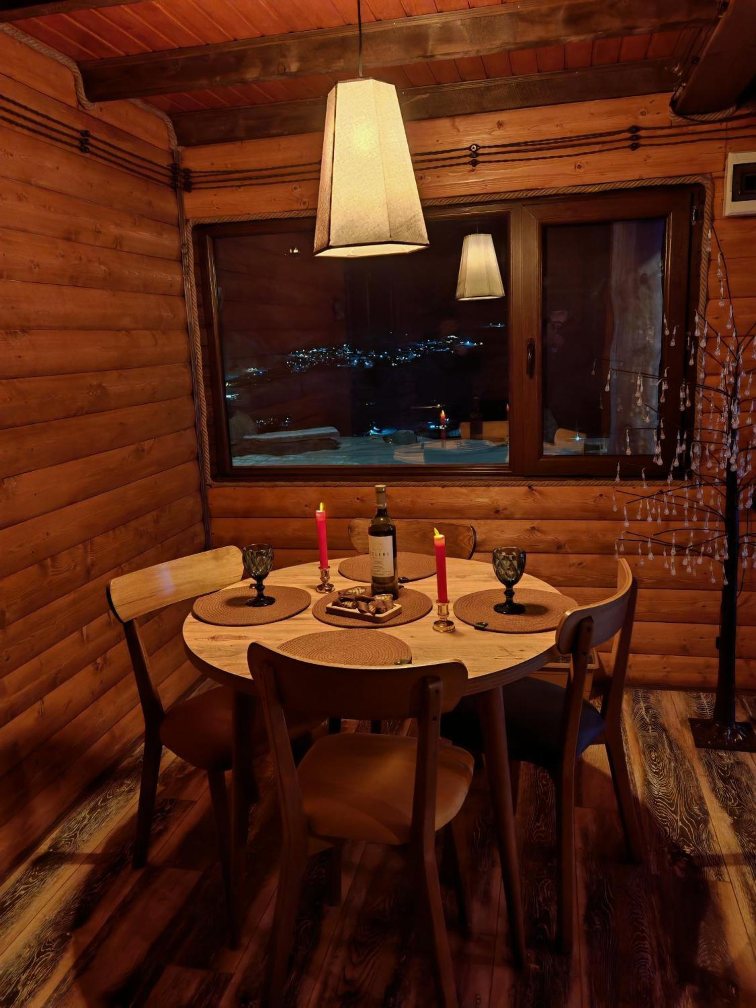 Alone Cottage Kazbegi 客房 照片